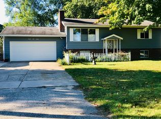 2190 52nd St SW, Wyoming, MI 49519