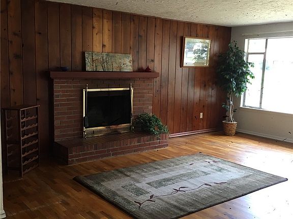 2nd image of 8412 Mount Tacoma Dr SW