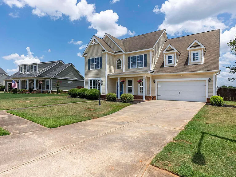 309 Raleigh Dr — Photo 5