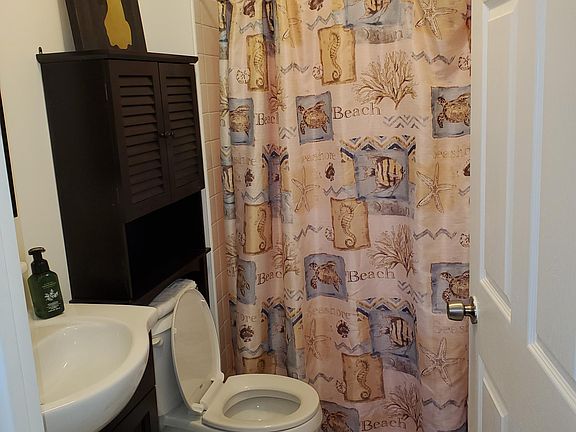 3rd image of 148 Beach 97th St #2