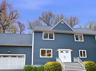 10 Briarwood Ave, Atlantic Highlands, NJ 07716