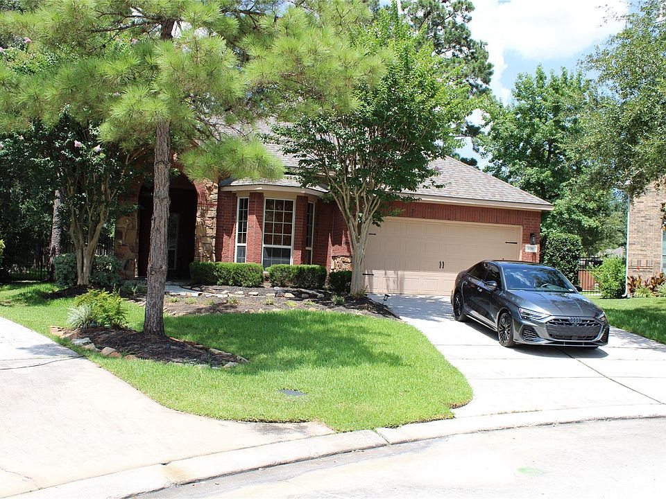 1st image of 130 E Lasting Spring Cir