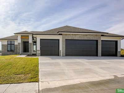10113 Laramie St, Papillion, NE, 68046