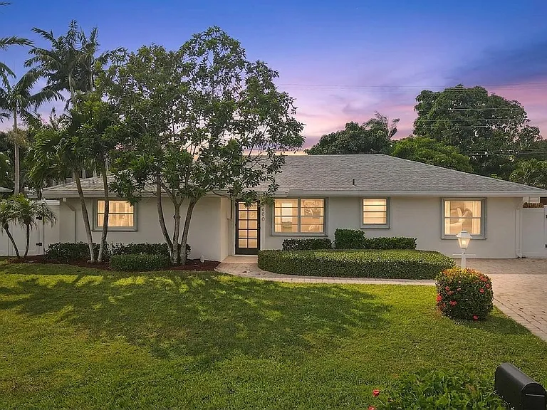1600 Venus Ave — Photo 1