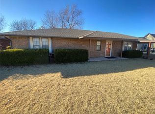 612 N Vernon Ave, Hinton, OK 73047