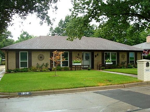 2nd image of 1816 E Cedar Elm Dr