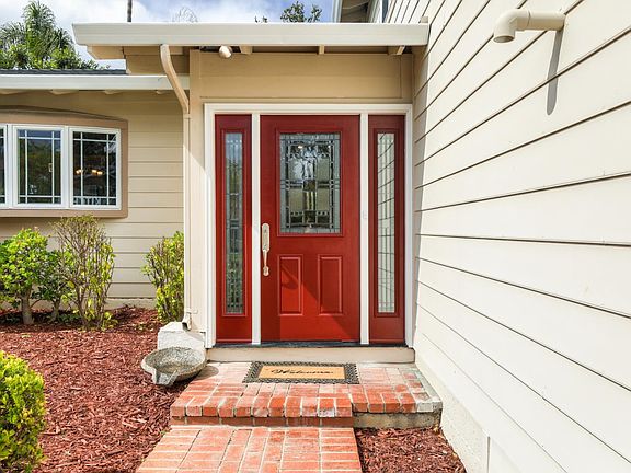 2nd image of 1769 Laurentian Way