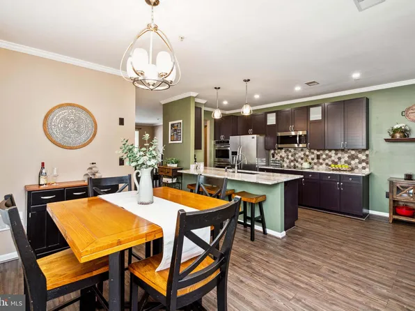 34 Harbour Heights Dr, Annapolis, MD 21401