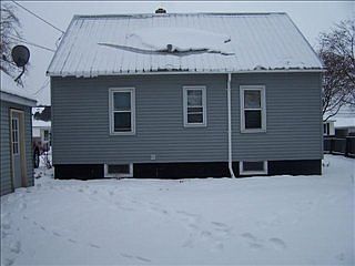 2nd image of 609 N 10th Ave