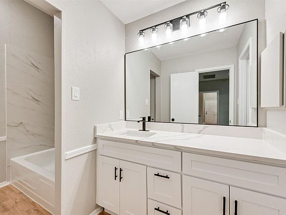 2nd image of 10406 High Hollows Dr #226