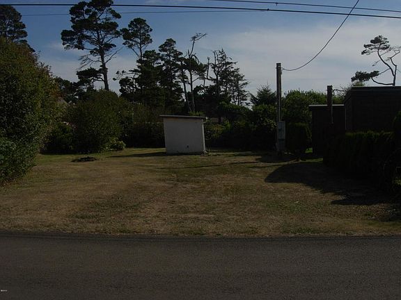 4th image of 260 Lorraine St