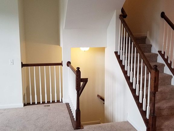 2nd image of 1206 Madison Ln