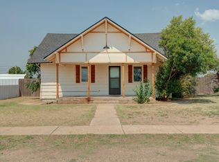 211 Avenue F, Abernathy, TX 79311