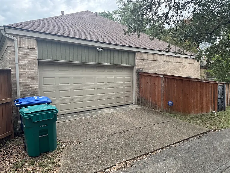2414 Ledge Holw — Photo 17