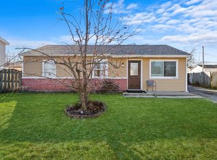 233 Rockhurst Rd, Bolingbrook, IL 60440