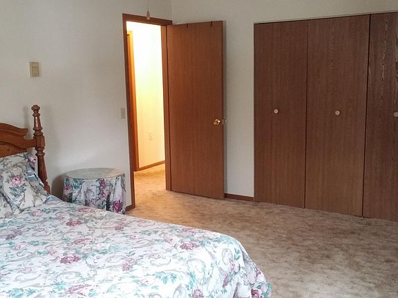 2nd image of 8119 Southwood Dr #302