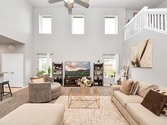 4th image of 10510 Bear Point Ct