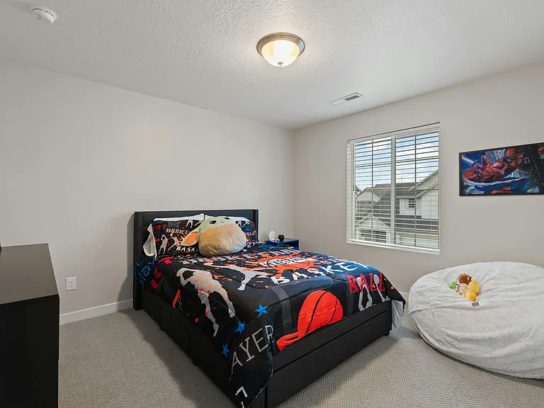 824-2800 W North Lake Dr — Photo 15