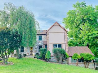 590 S 80th St, Harrisburg, PA 17111