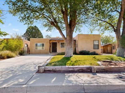 1322 Columbia Dr NE, Albuquerque, NM, 87106