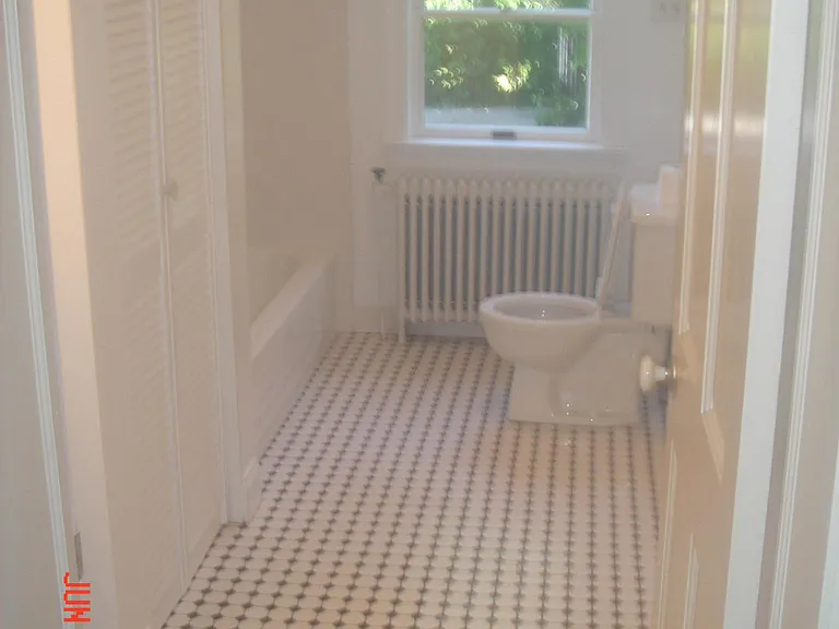 121 S Walnut St #A — Photo 2