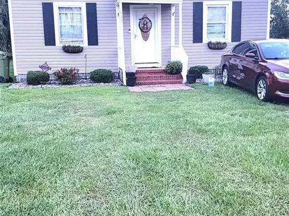 411 Taylor St, Lake City, SC 29560