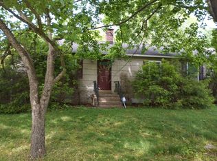 22 Atwood Rd, Woodbury, CT 06798