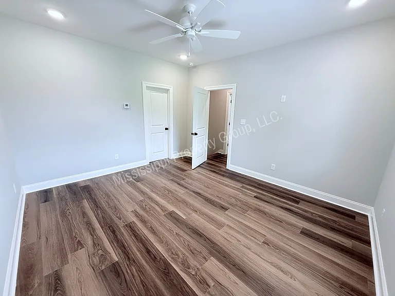 3530 Fenwick Way — Photo 25