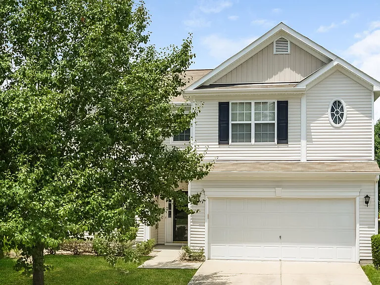 5521 Seaspray Ln — Photo 1