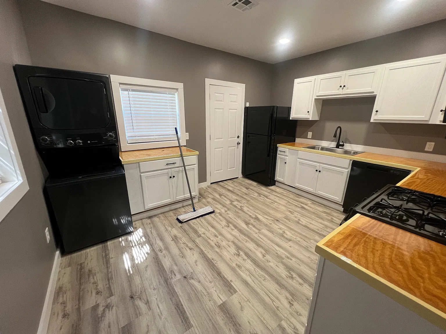 1 bed, $750 — Photo 3