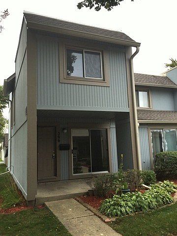 1st image of 566 Pheasant Ct