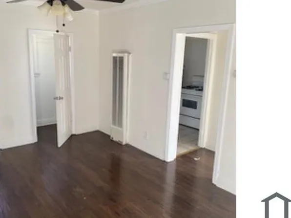 5317 1/2 S Van Ness Ave, Los Angeles, CA 90043