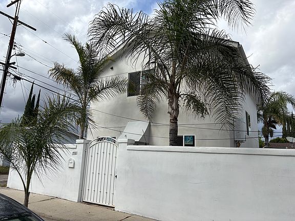 2nd image of 19311 W Strathern St