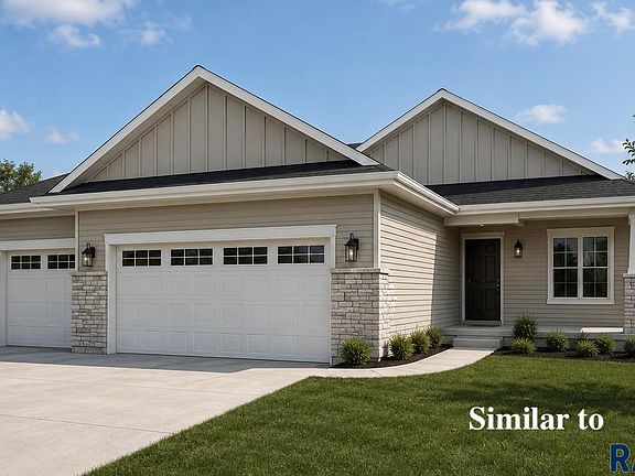 2nd image of 2412 Saddle Ridge Dr
