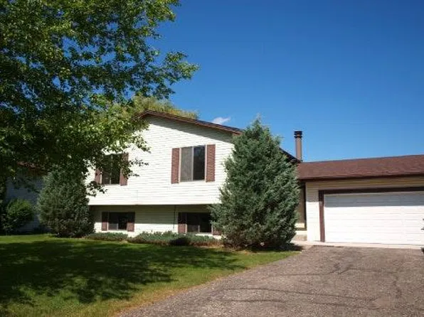 9665 Garrison Way, Eden Prairie, MN 55347