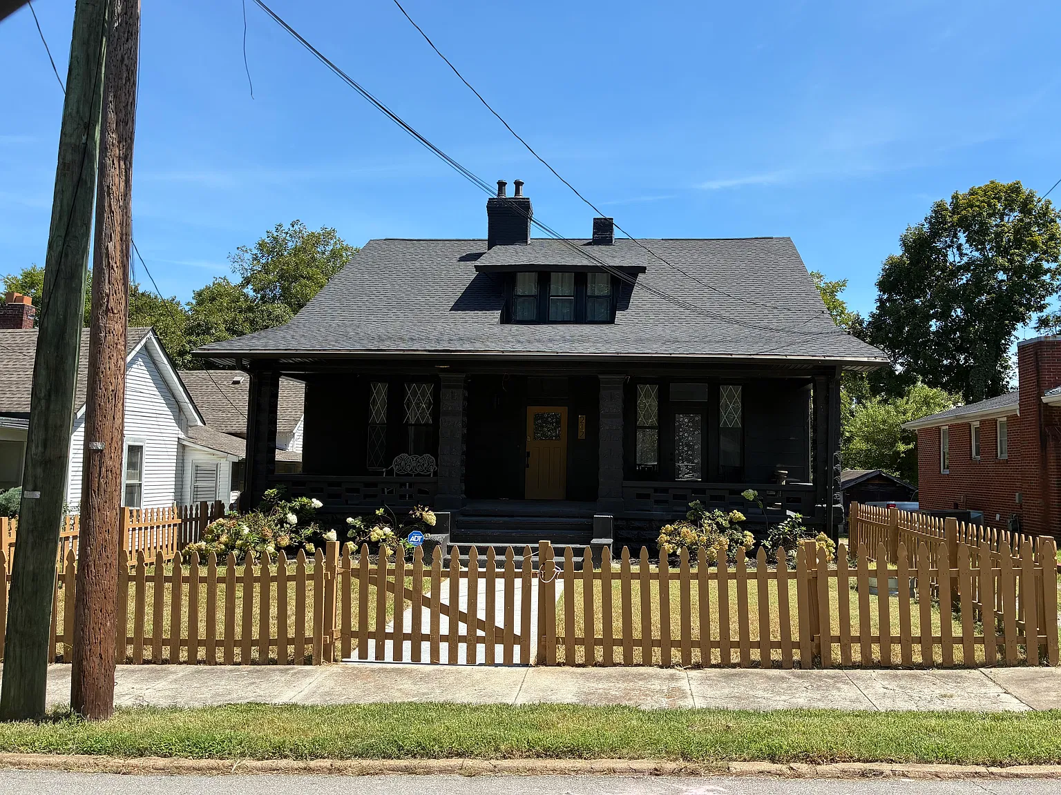 4 bed, 3612 sqft, $3,695 — Photo 2
