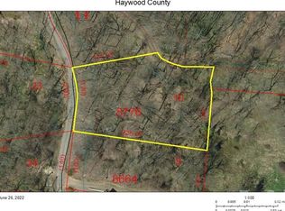 10 Shadow Ln, Waynesville, NC 28786