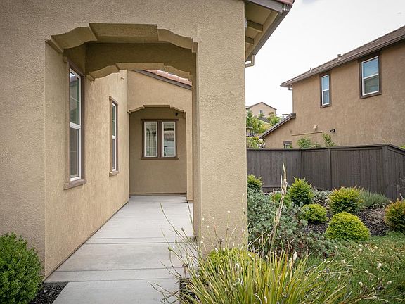 4th image of 5130 Brentford Way