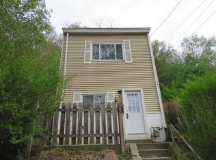 907 Smithton Ave, Pittsburgh, PA 15212