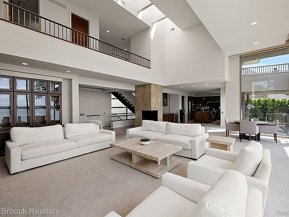 5th image of 3468 Pine Estates Dr