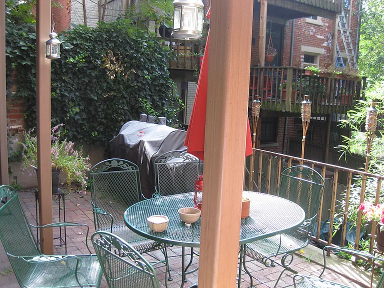 337 Milton St #1 — Photo 7