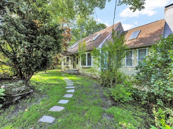 47 Galleon Drive, Hatchville, MA 02536