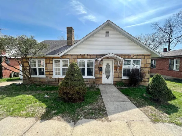 260 Hibbard St, Saint Clair, MO 63077