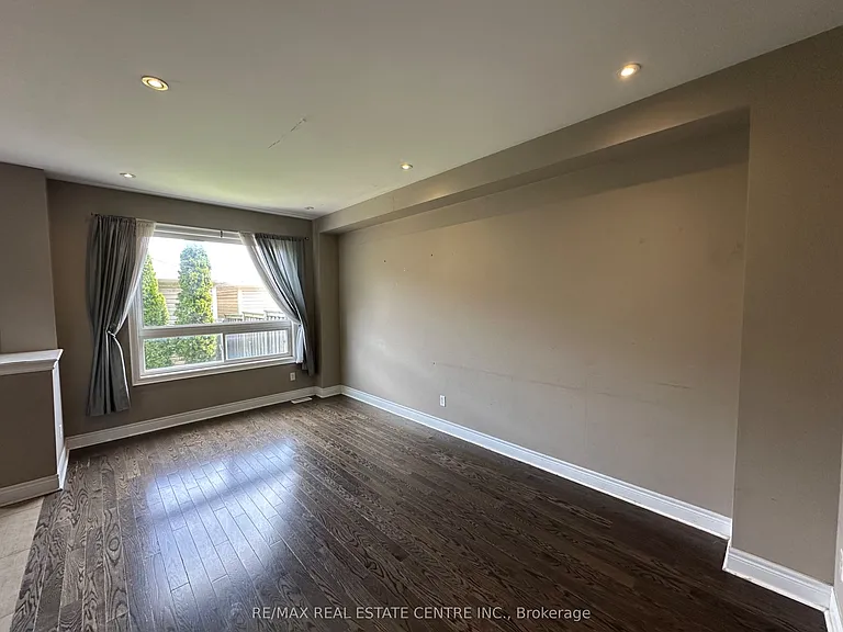 2491 Postmaster Dr — Photo 8