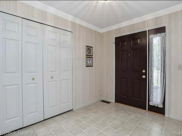 6257 Gatewood — Photo 30
