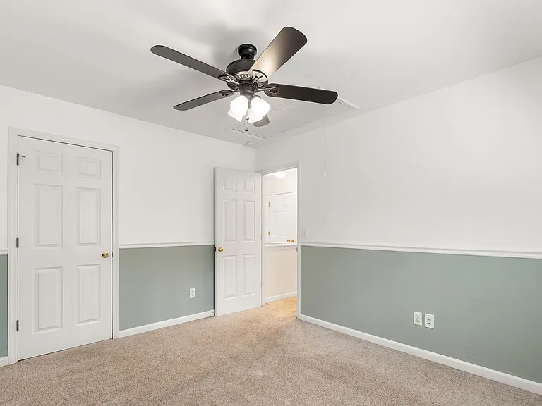 129 Towering Pine Dr — Photo 14