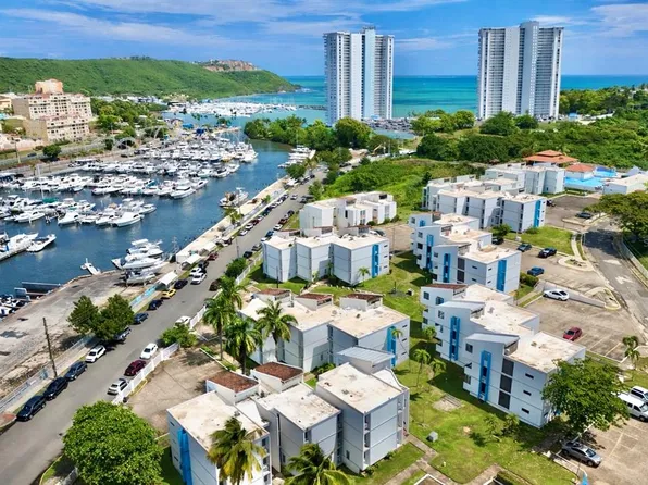 E 203 Cond Villa Marina #203, Fajardo, PR 00738
