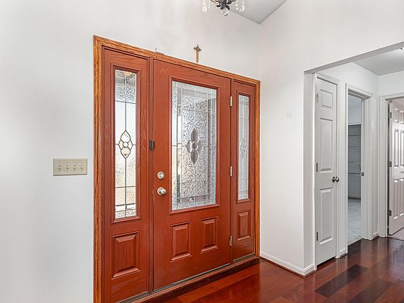 2nd image of 9864 Cherbourg Dr