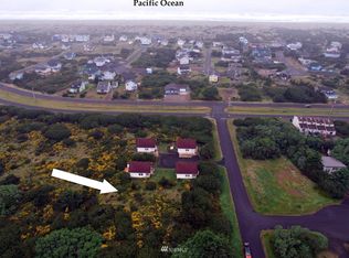 469 Ocean Spray St SW, Ocean Shores, WA 98569