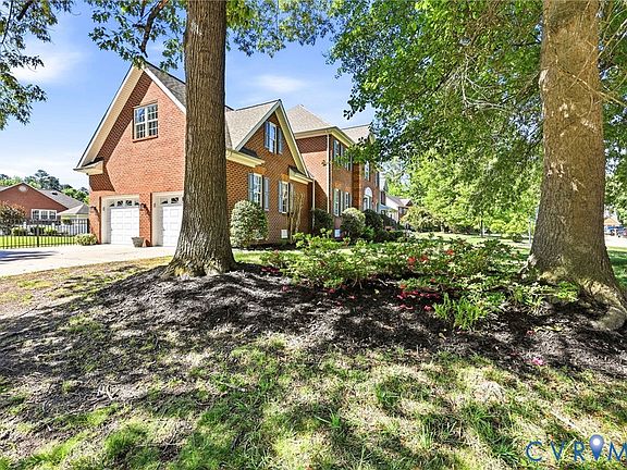 3rd image of 200 Clements Ct